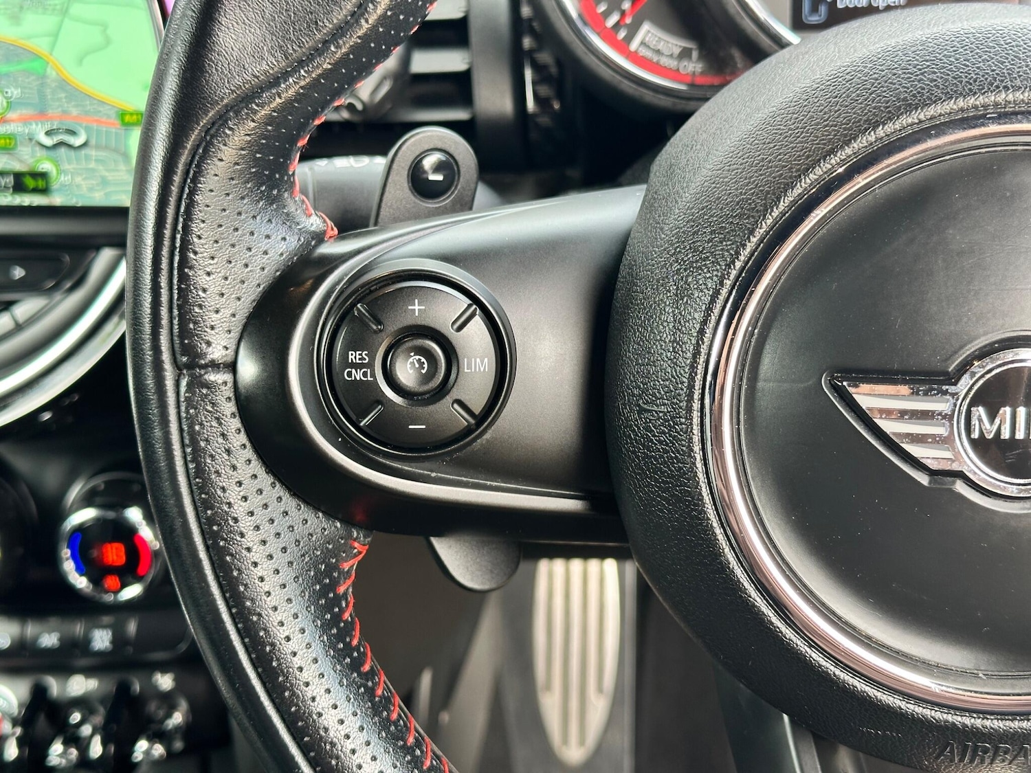 Used MINI Hatch 2017 for sale - 76318056: Photo 29
