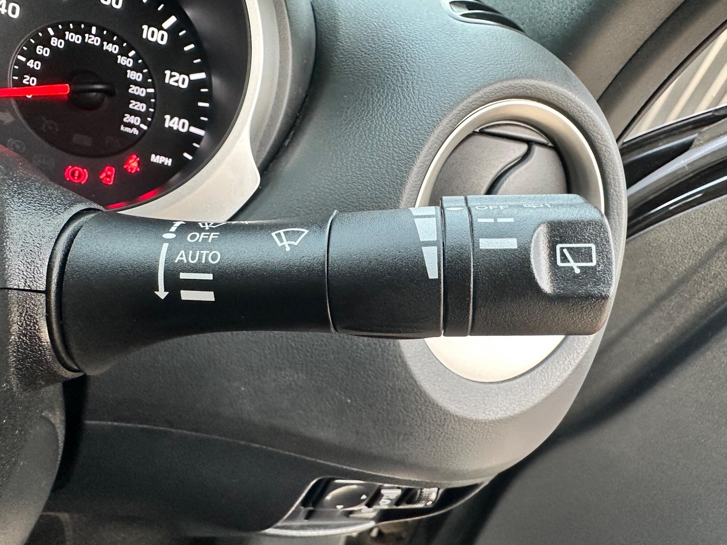 Used Nissan Juke 2012 for sale - 76317761: Photo 34