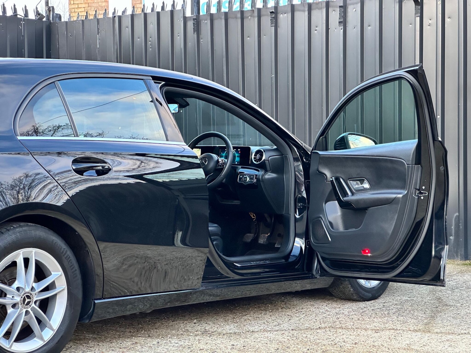 Used Mercedes-Benz A-Class 2018 for sale - 76606954: Photo 10