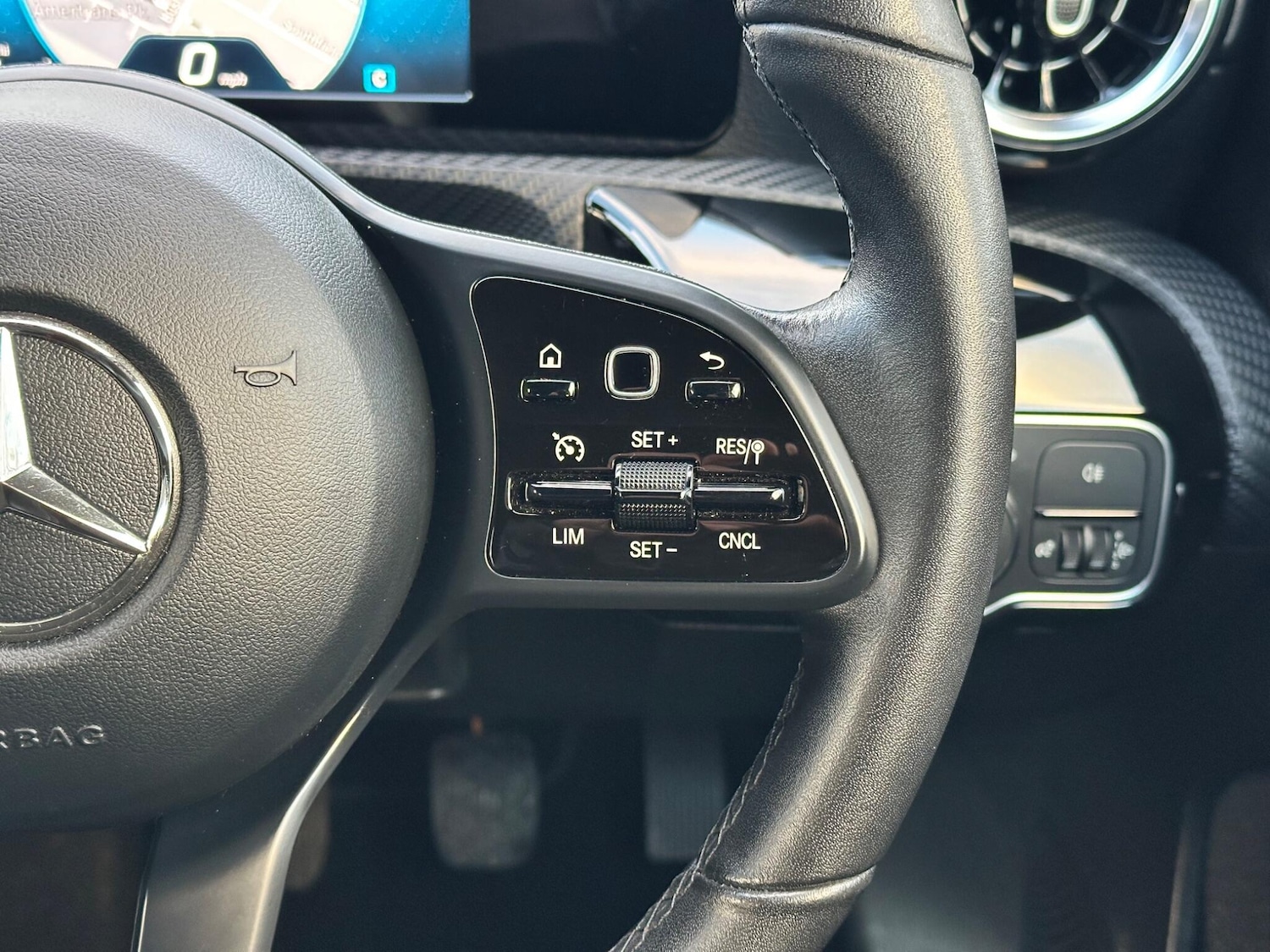 Used Mercedes-Benz A-Class 2018 for sale - 76606954: Photo 33