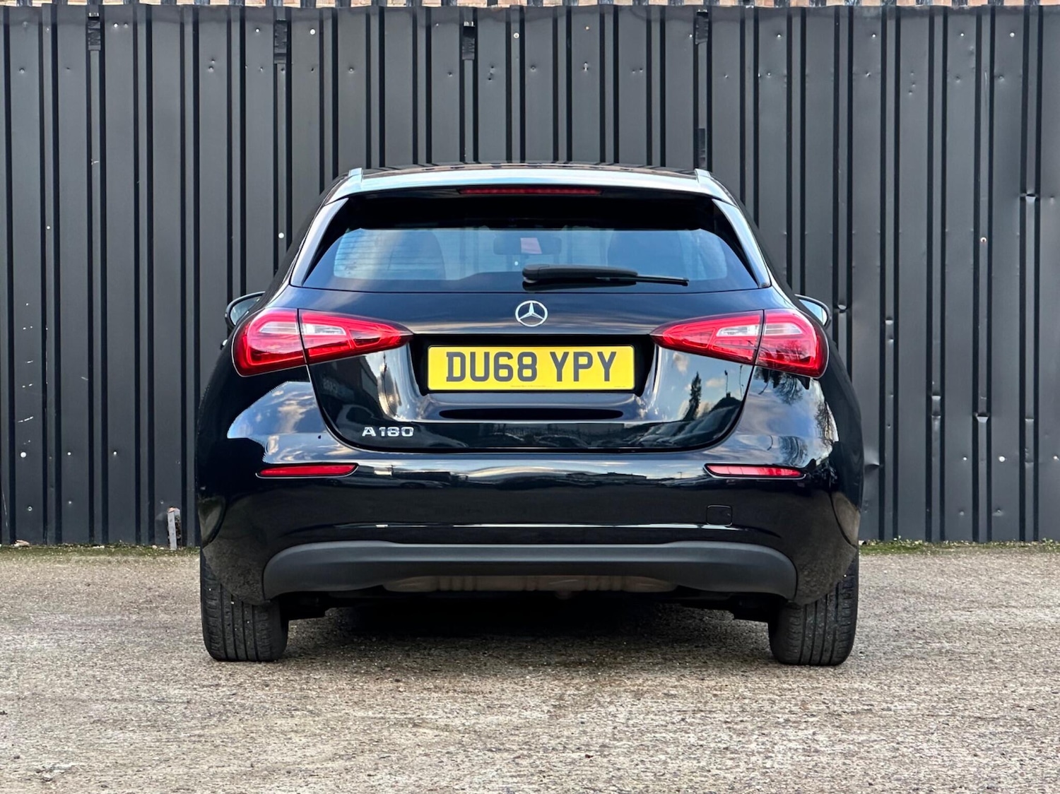 Used Mercedes-Benz A-Class 2018 for sale - 76606954: Photo 8