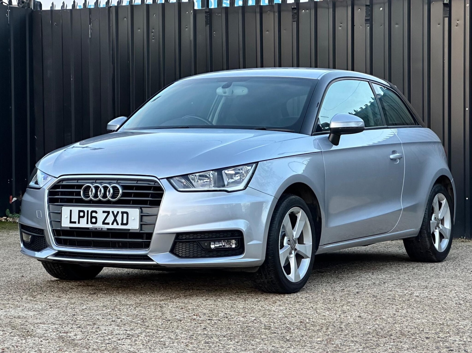 Used Audi A1 2016 for sale - 76701024: Photo 3