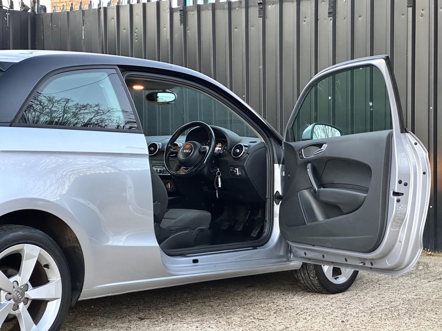 Used Audi A1 2016 for sale - 76701024: Photo 8