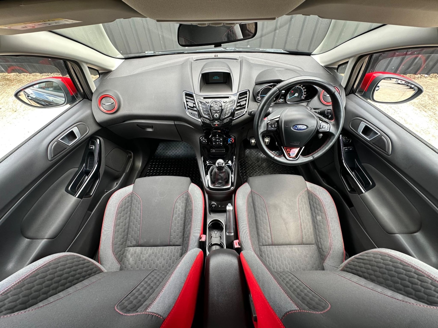 Used Ford Fiesta 2015 for sale - 76522103: Photo 16