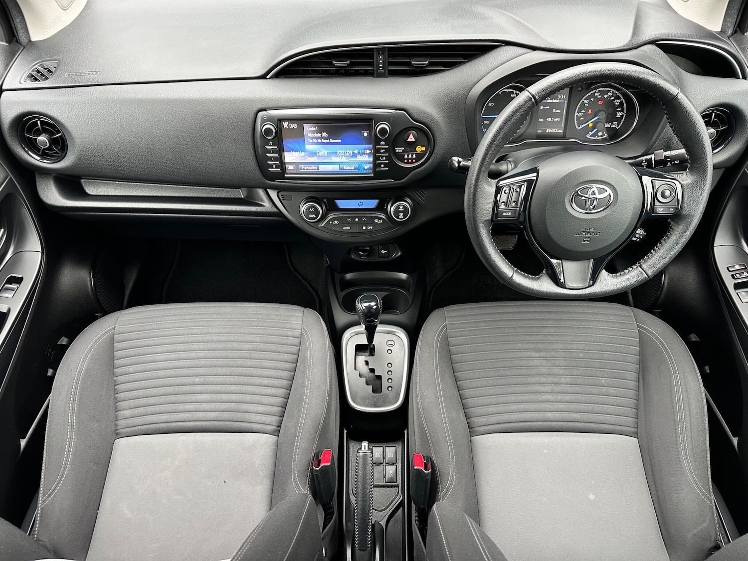 Used Toyota Yaris 2018 for sale - 76317844: Photo 18