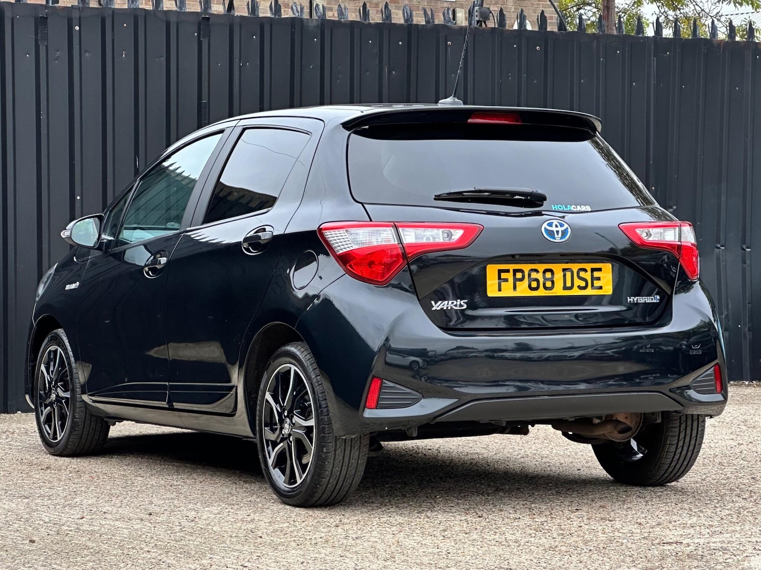 Used Toyota Yaris 2018 for sale - 76317844: Photo 6
