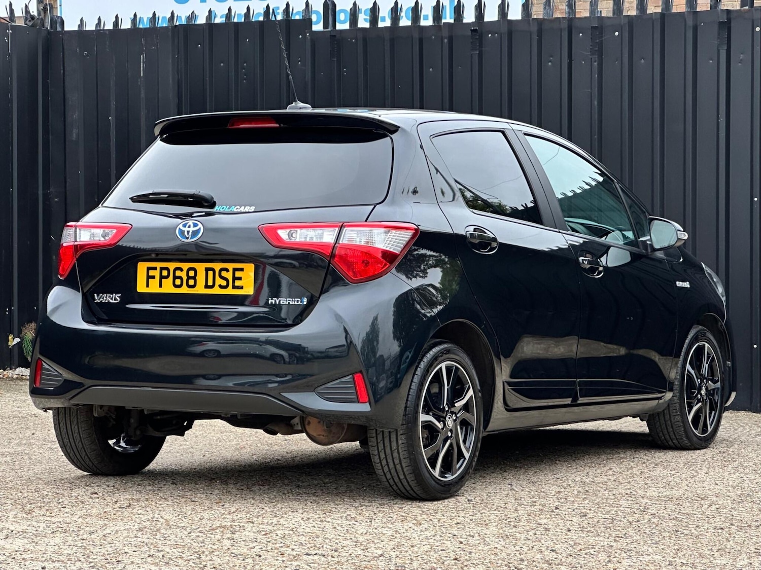 Used Toyota Yaris 2018 for sale - 76317844: Photo 8