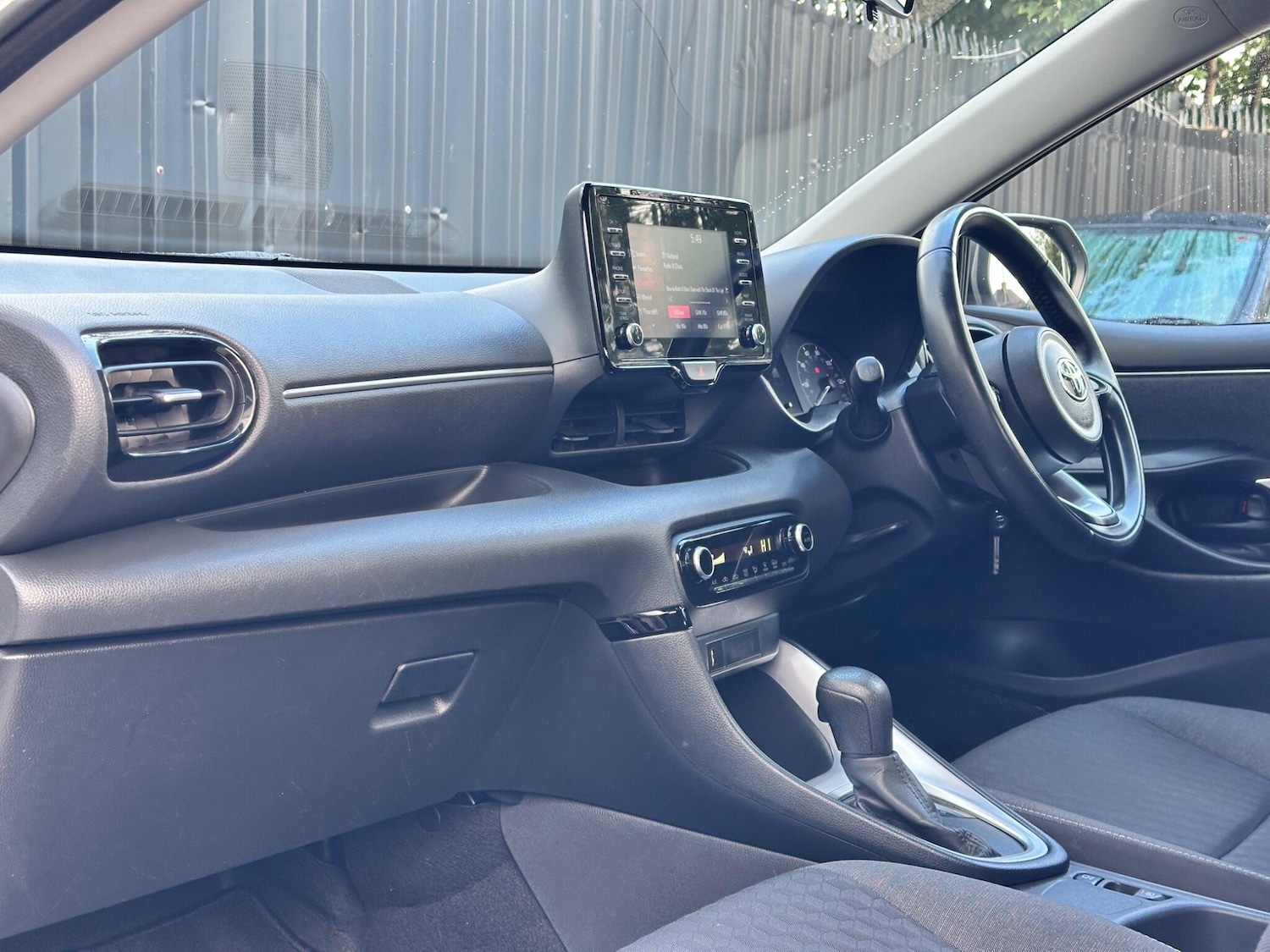 Used Toyota Yaris 2021 for sale - 76317740: Photo 14