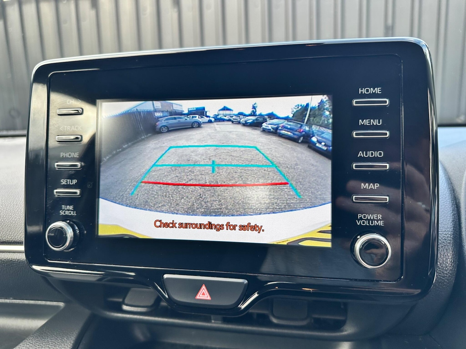 Used Toyota Yaris 2021 for sale - 76317740: Photo 3
