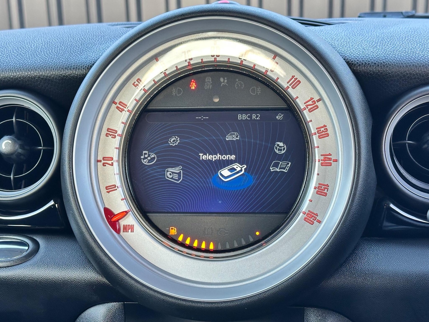 Used MINI Hatch 2013 for sale - 76398878: Photo 2