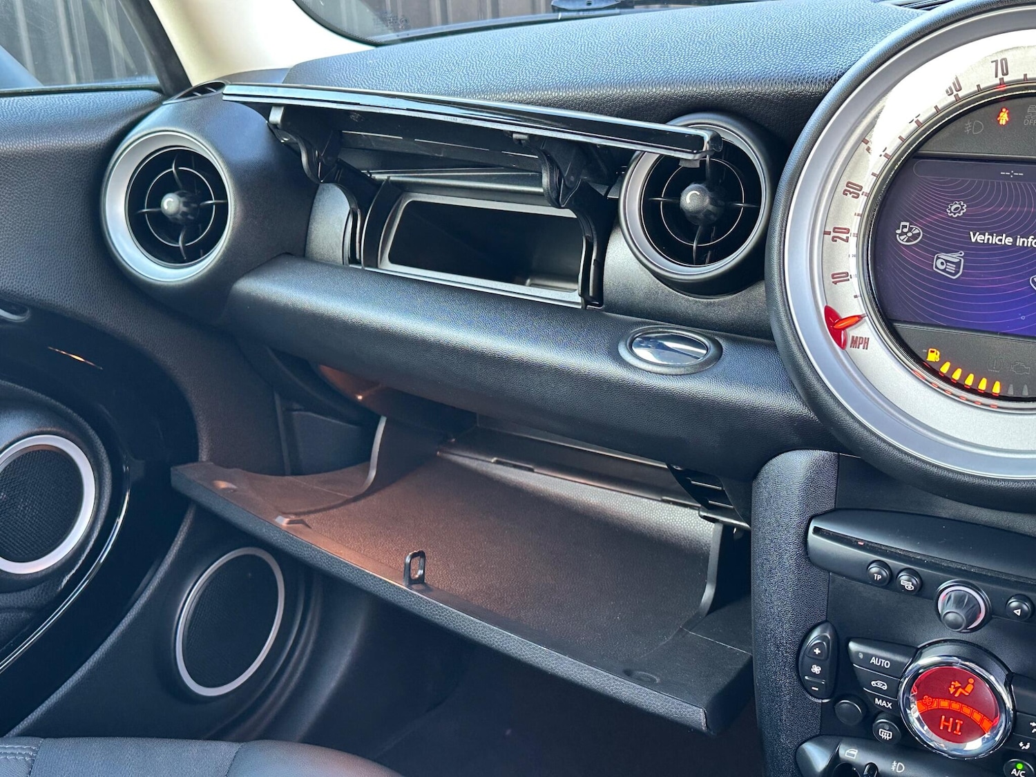 Used MINI Hatch 2013 for sale - 76398878: Photo 30