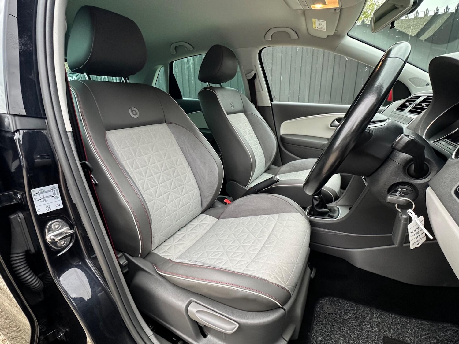 Used Volkswagen Polo 2017 for sale - 76317810: Photo 12