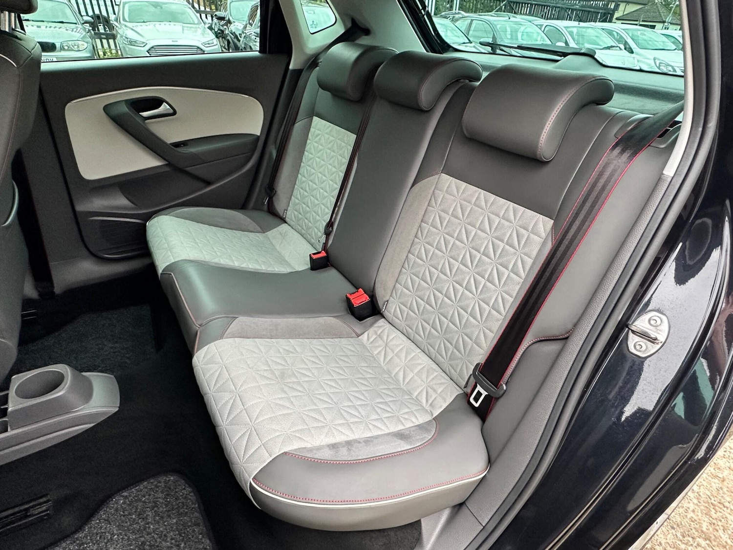 Used Volkswagen Polo 2017 for sale - 76317810: Photo 16