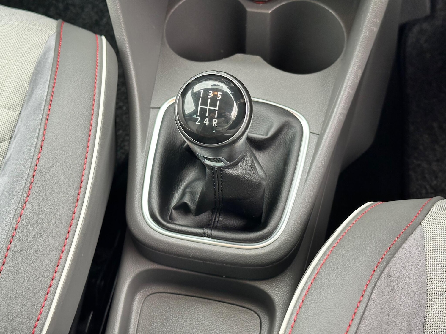 Used Volkswagen Polo 2017 for sale - 76317810: Photo 20