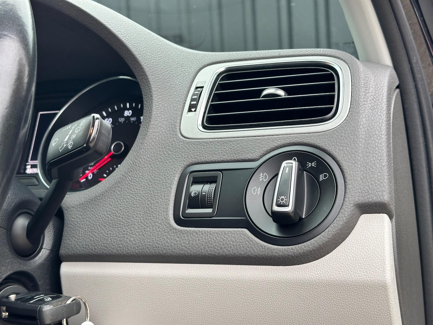 Used Volkswagen Polo 2017 for sale - 76317810: Photo 35