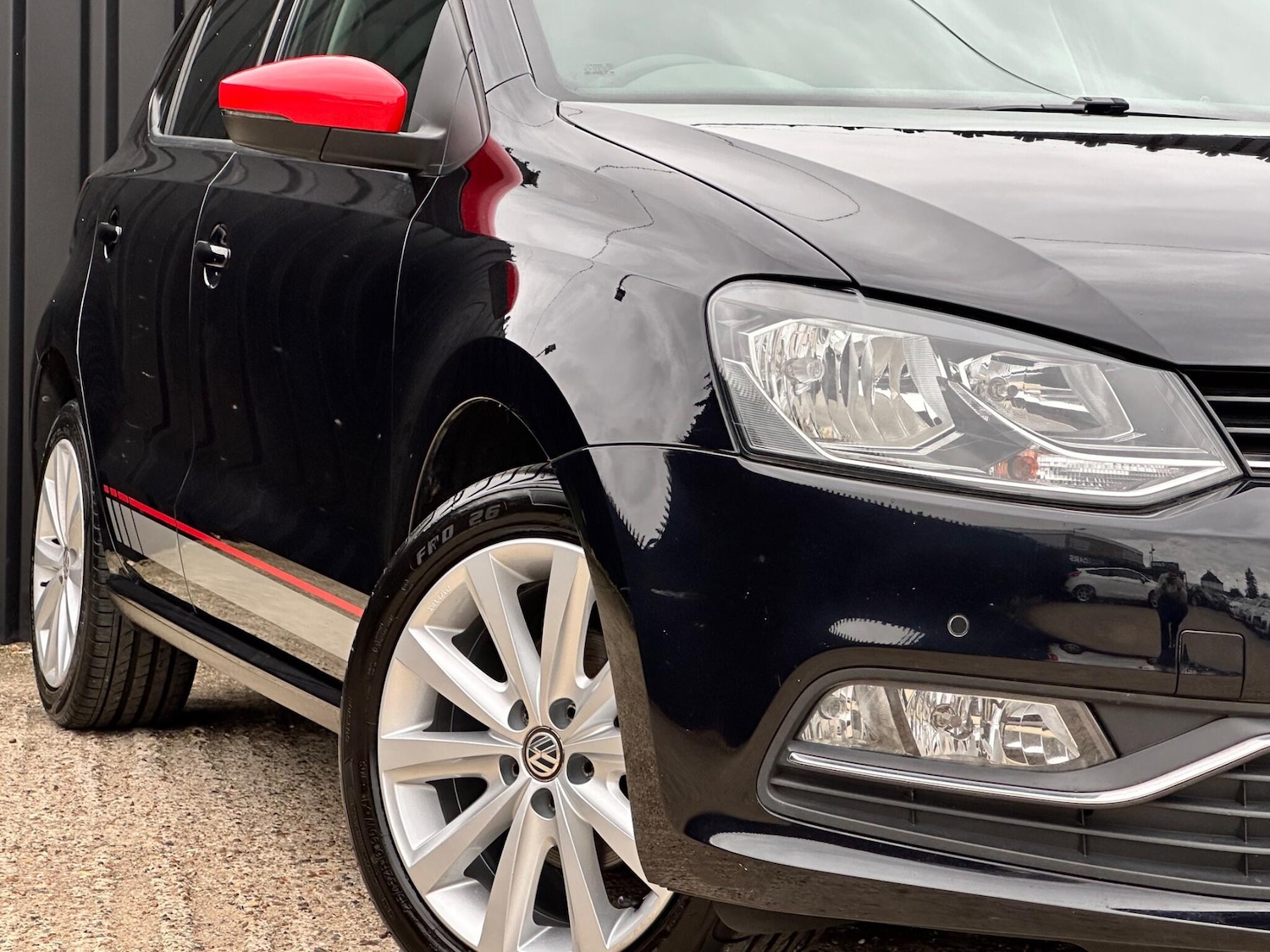 Used Volkswagen Polo 2017 for sale - 76317810: Photo 37