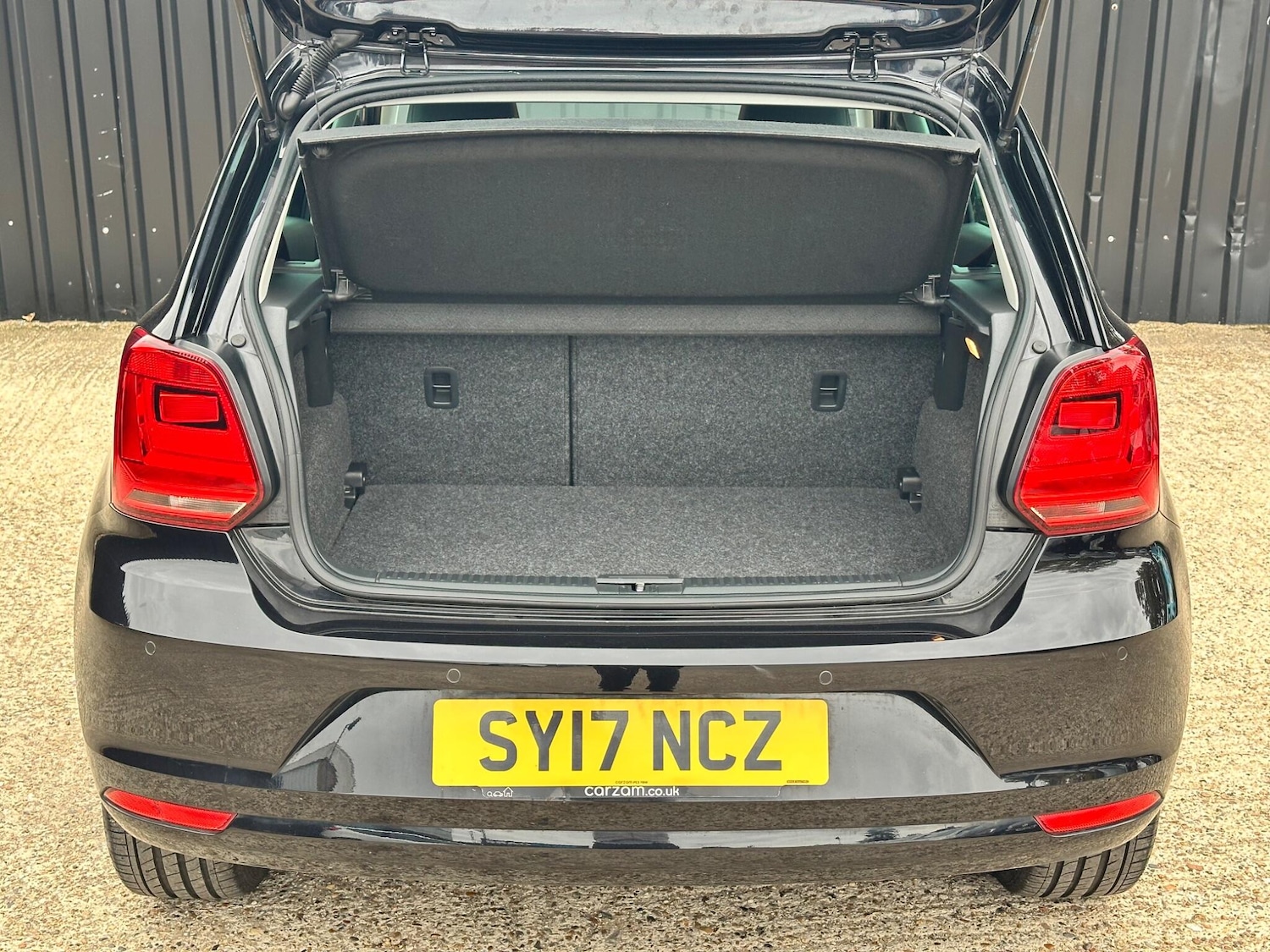 Used Volkswagen Polo 2017 for sale - 76317810: Photo 39