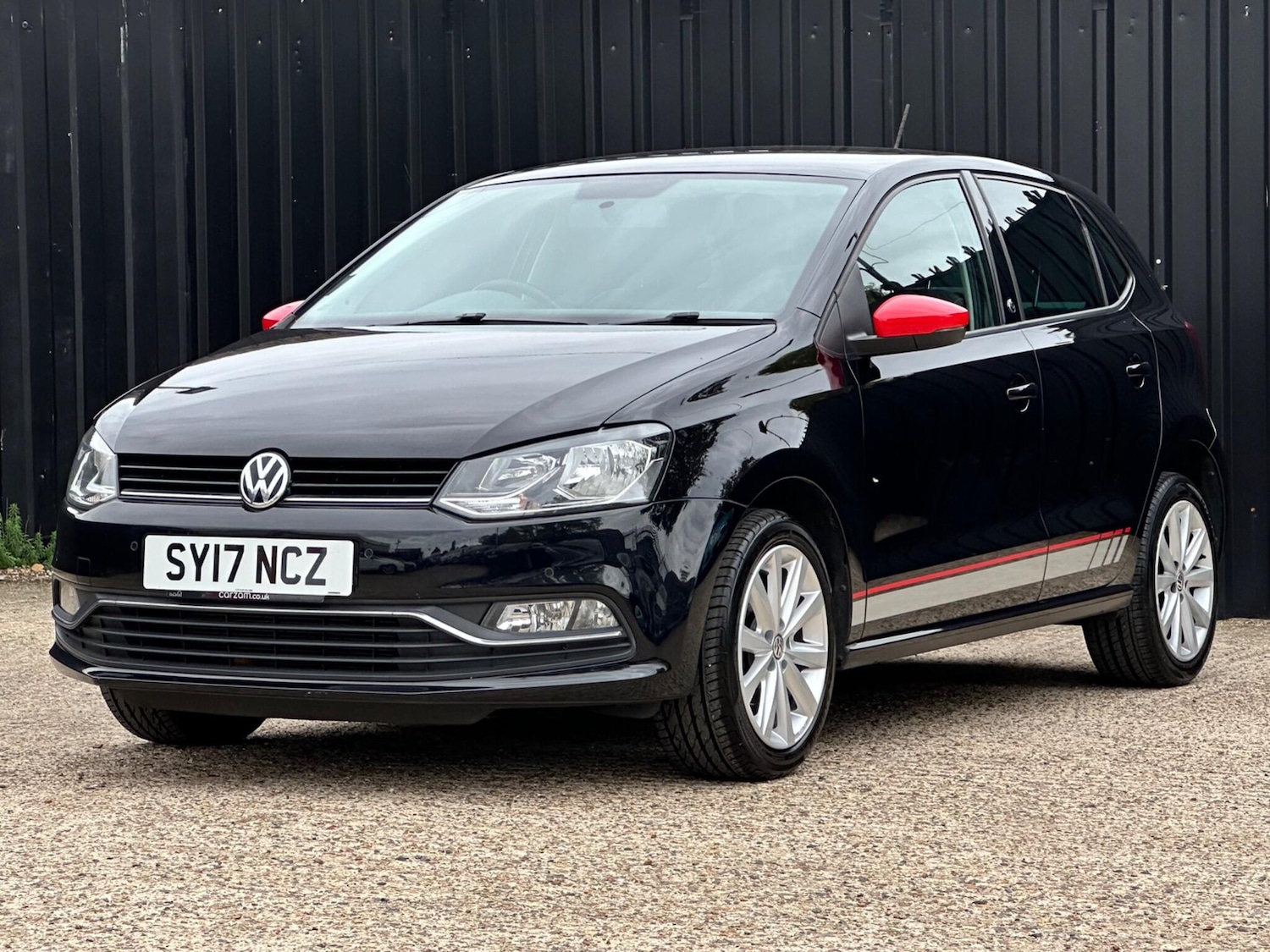 Used Volkswagen Polo 2017 for sale - 76317810: Photo 5
