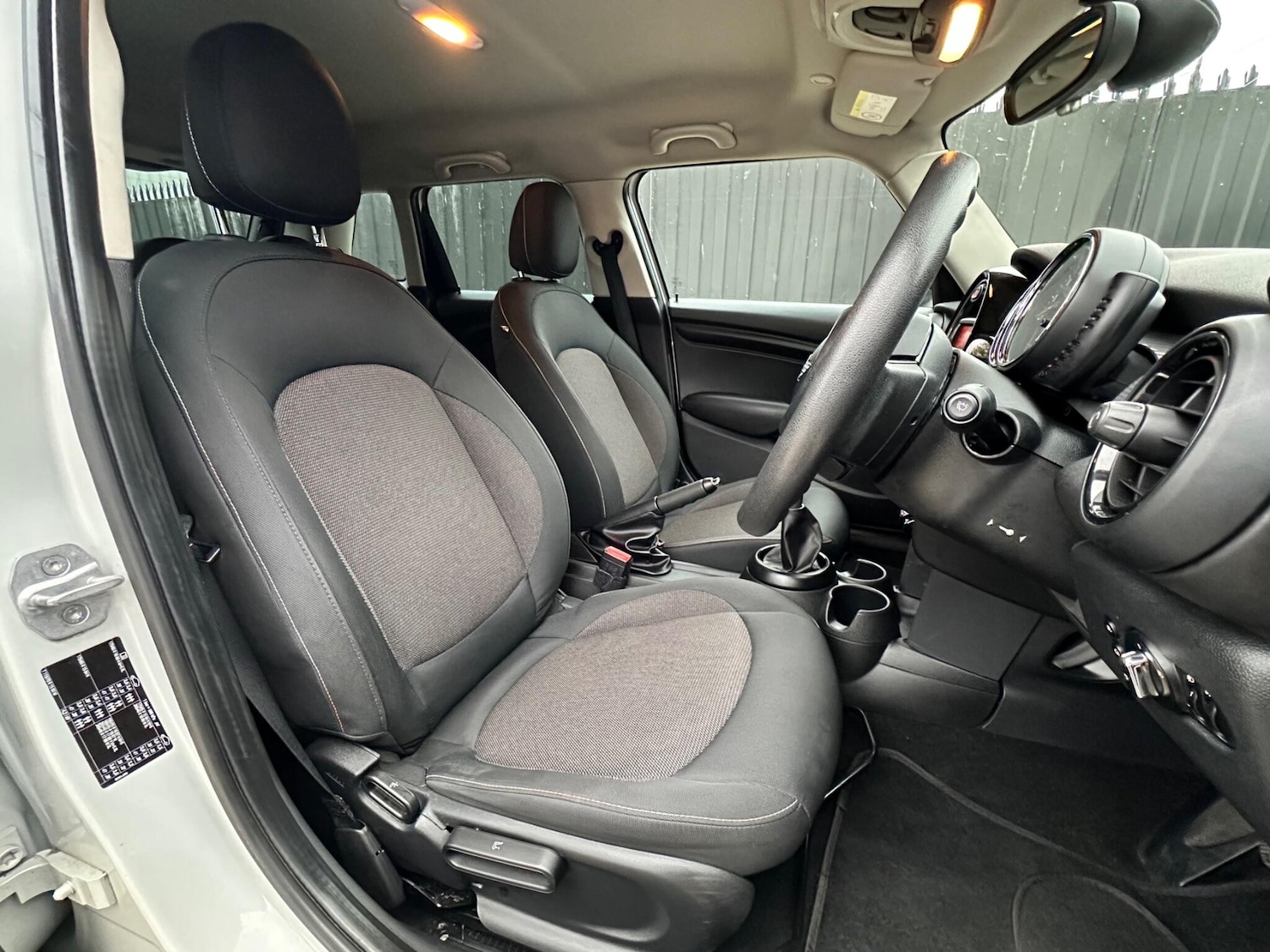 Used MINI Hatch 2015 for sale - 76318050: Photo 10