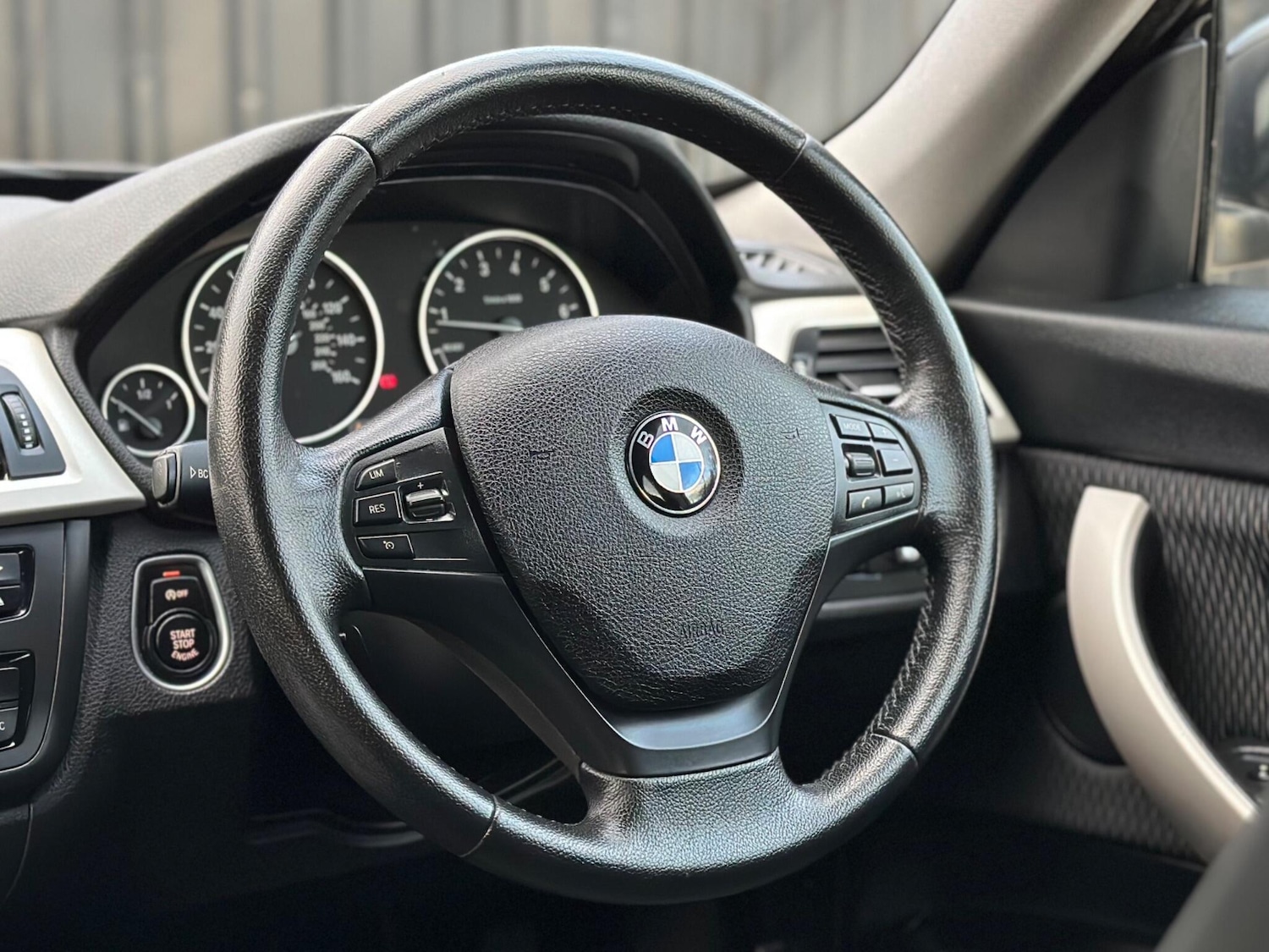 Used BMW 3 Series Gran Turismo 2016 for sale - 76388867: Photo 26