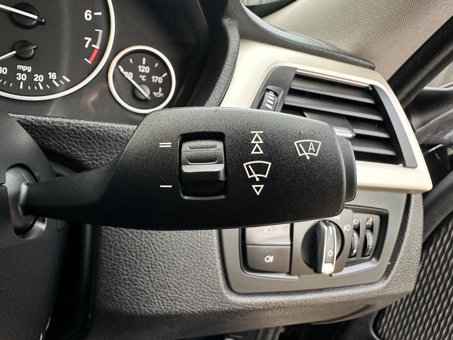 Used BMW 3 Series Gran Turismo 2016 for sale - 76388867: Photo 31