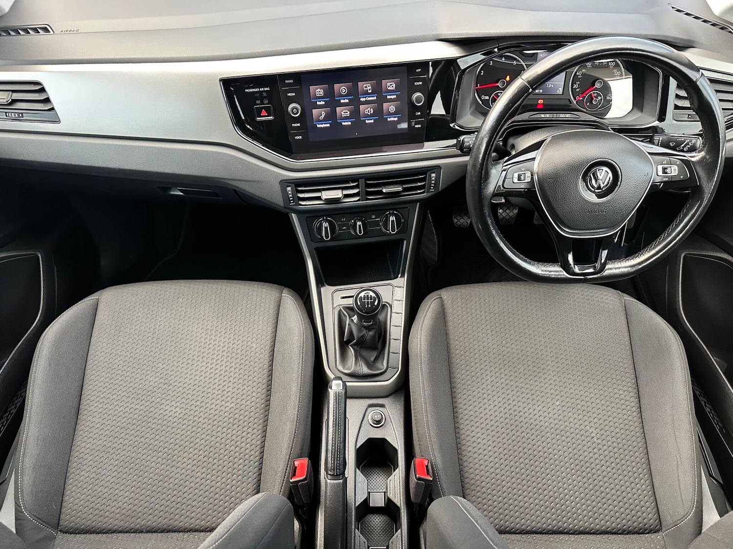 Used Volkswagen Polo 2018 for sale - 76701270: Photo 18