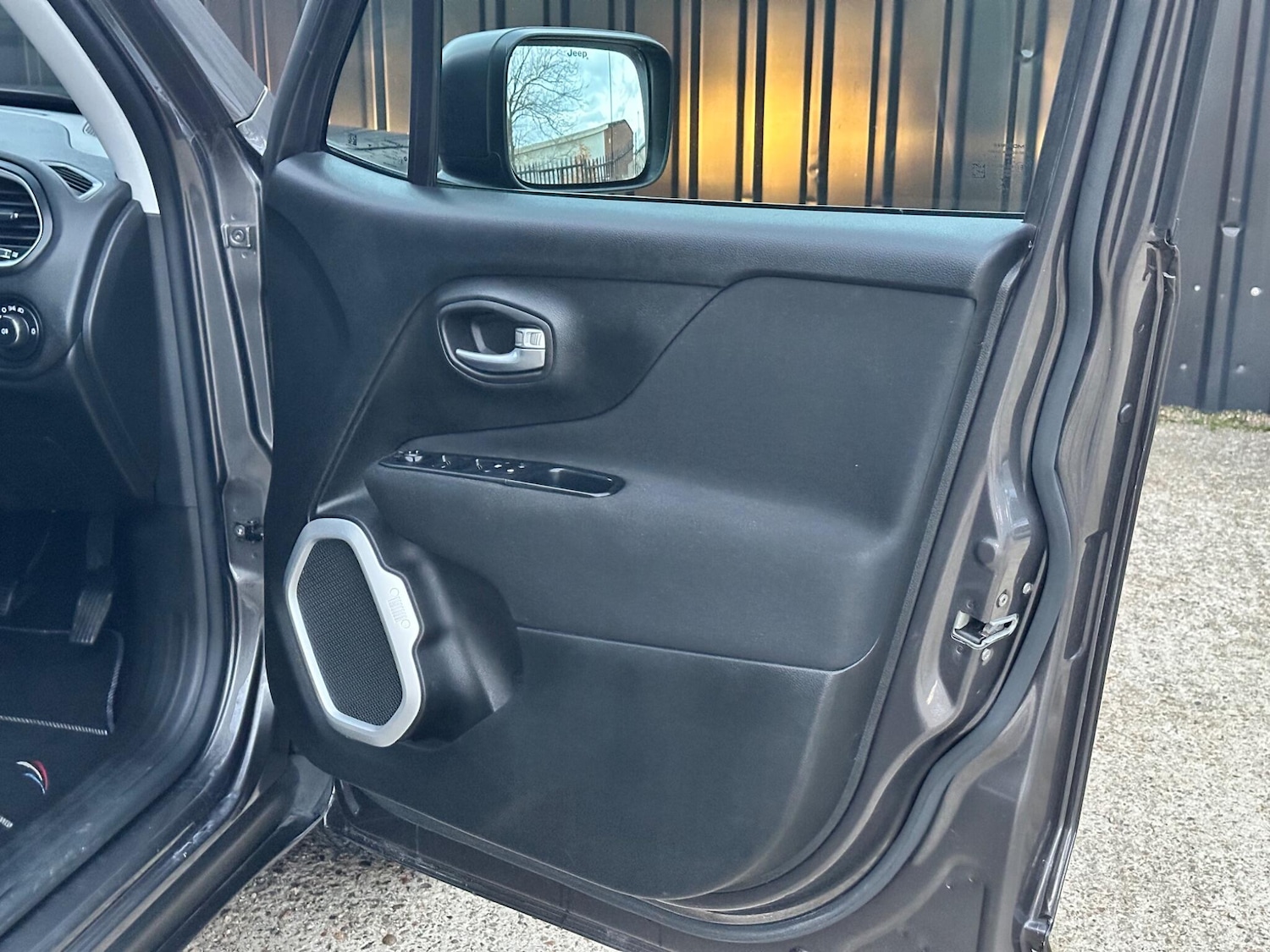 Used Jeep Renegade 2016 for sale - 76522003: Photo 10