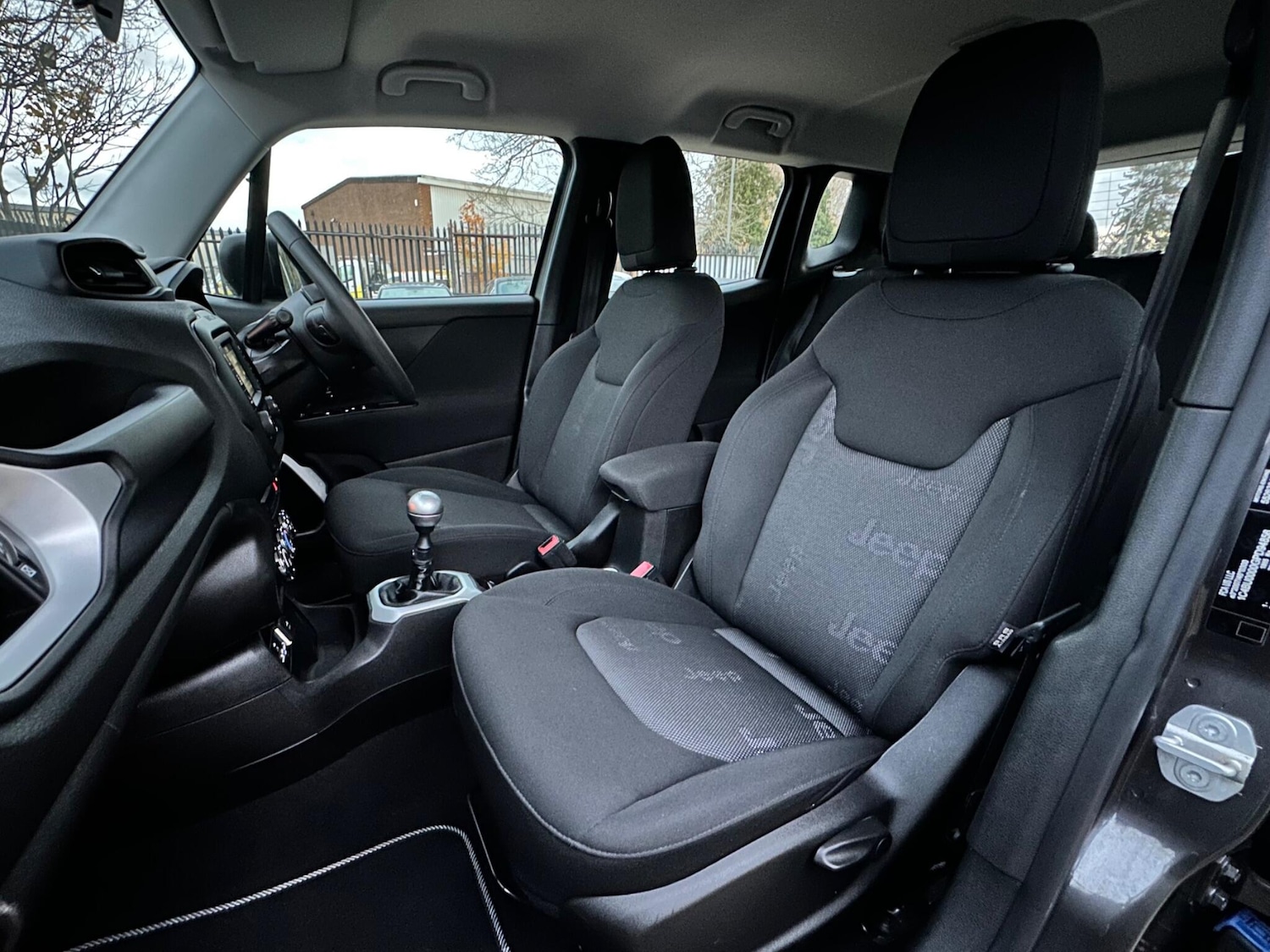 Used Jeep Renegade 2016 for sale - 76522003: Photo 14