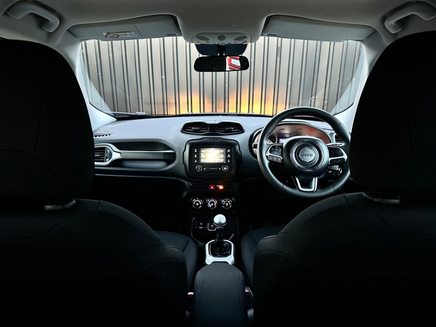 Used Jeep Renegade 2016 for sale - 76522003: Photo 17