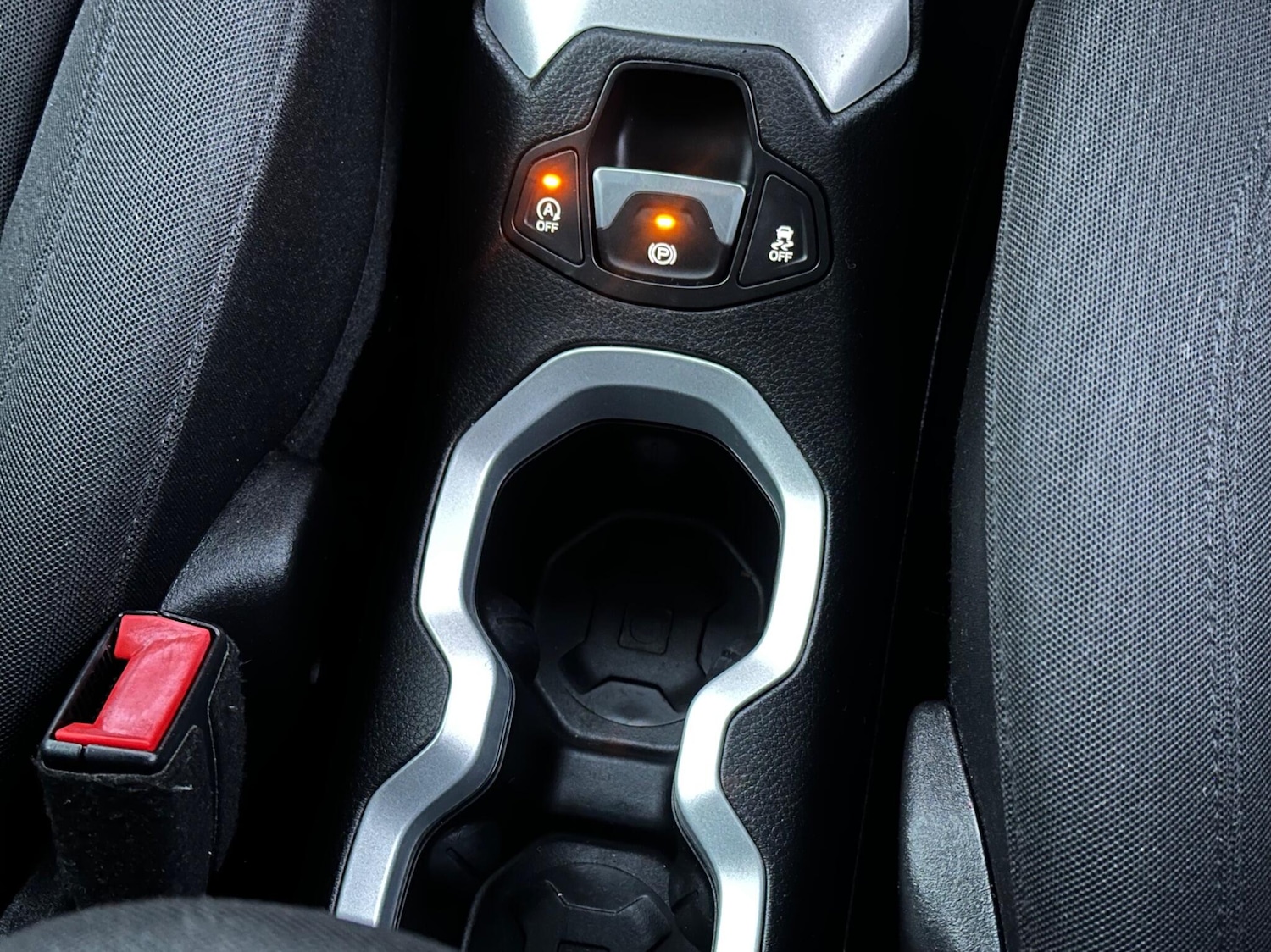 Used Jeep Renegade 2016 for sale - 76522003: Photo 19