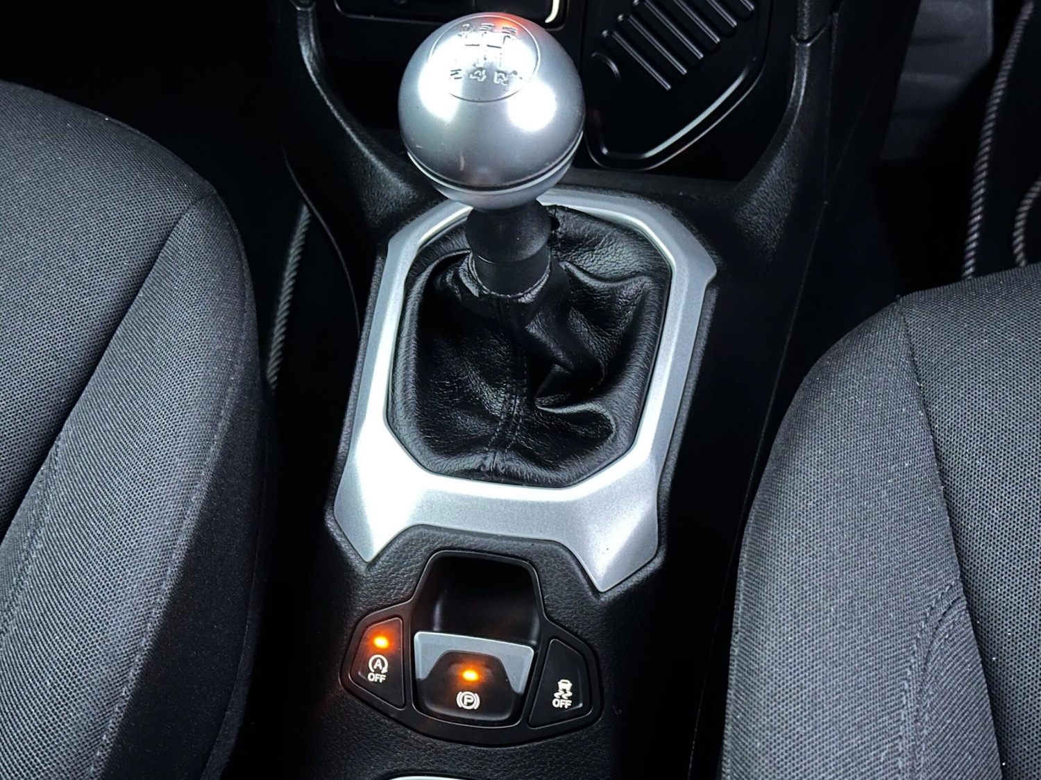 Used Jeep Renegade 2016 for sale - 76522003: Photo 20