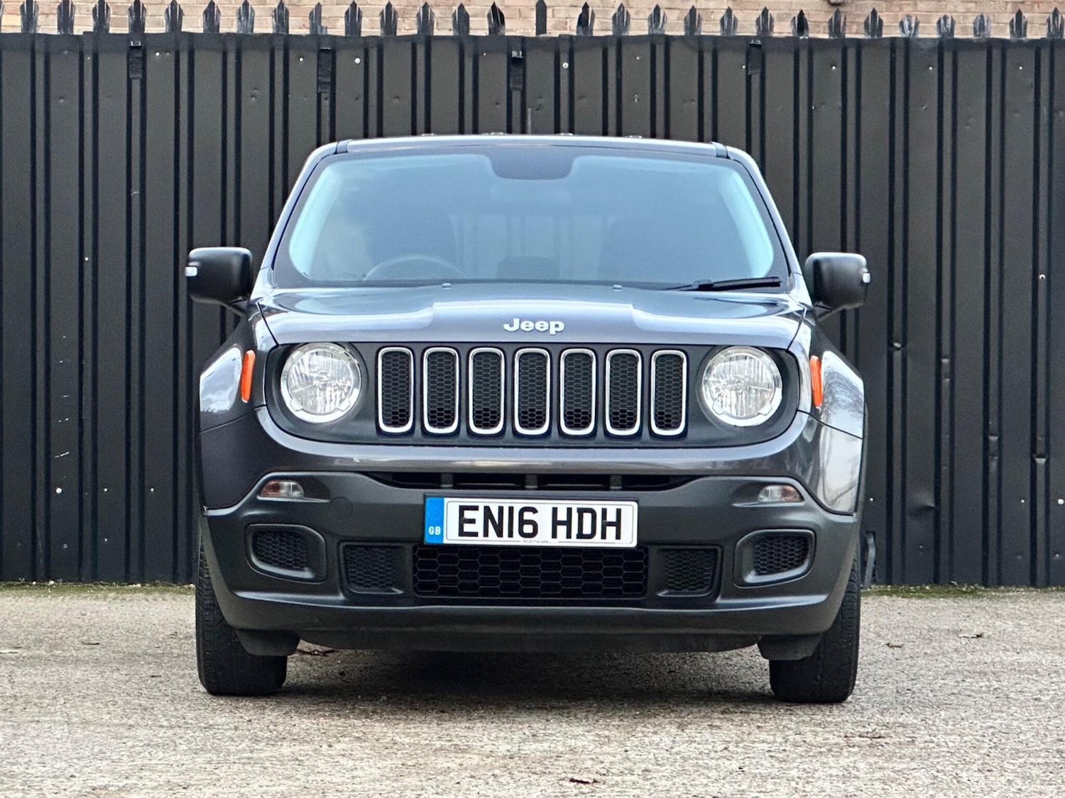 Used Jeep Renegade 2016 for sale - 76522003: Photo 3