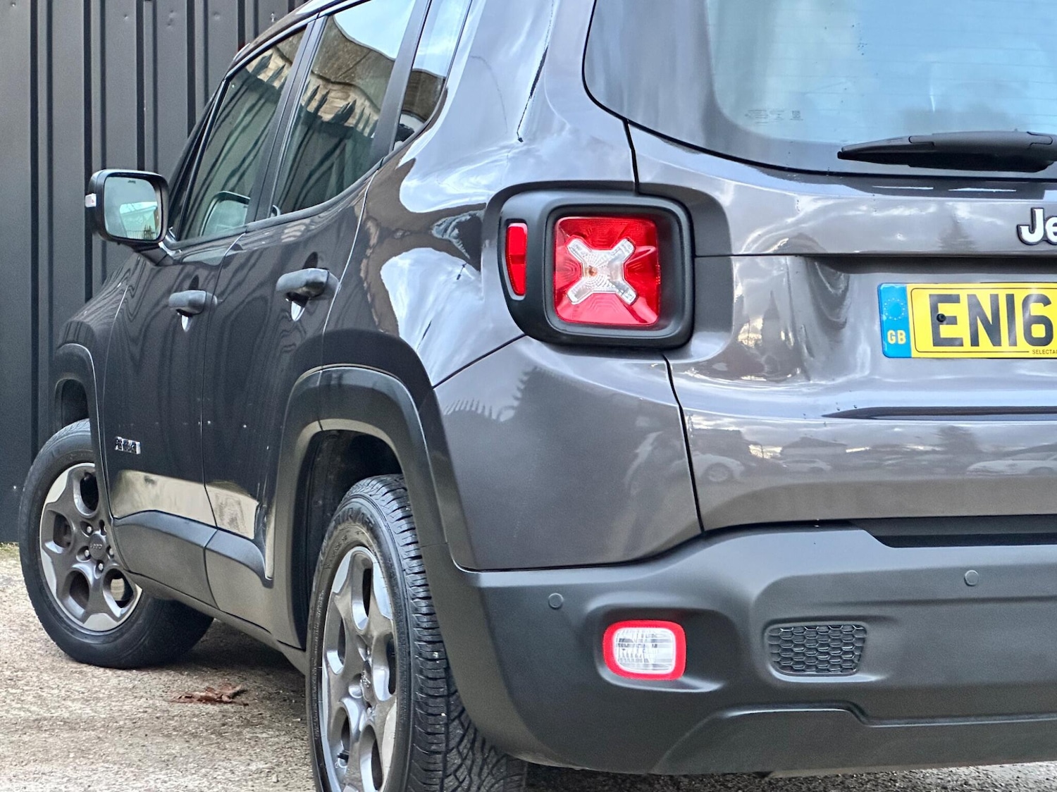 Used Jeep Renegade 2016 for sale - 76522003: Photo 35