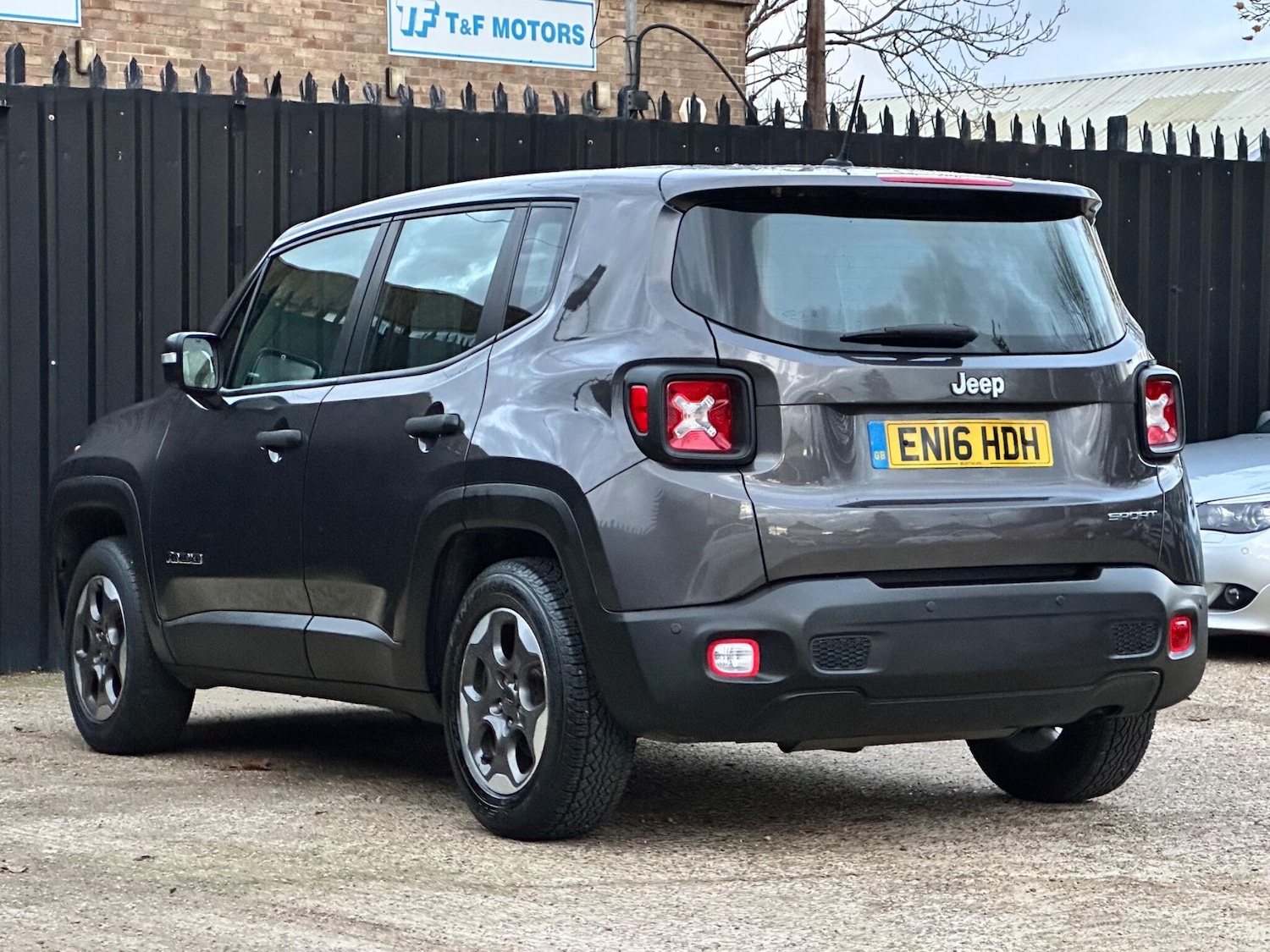 Used Jeep Renegade 2016 for sale - 76522003: Photo 6