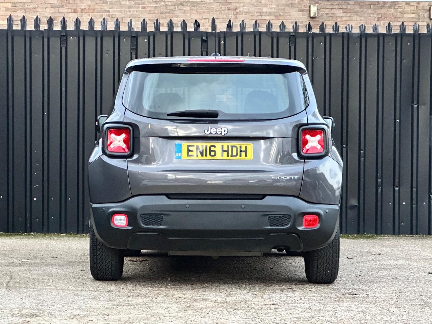 Used Jeep Renegade 2016 for sale - 76522003: Photo 7