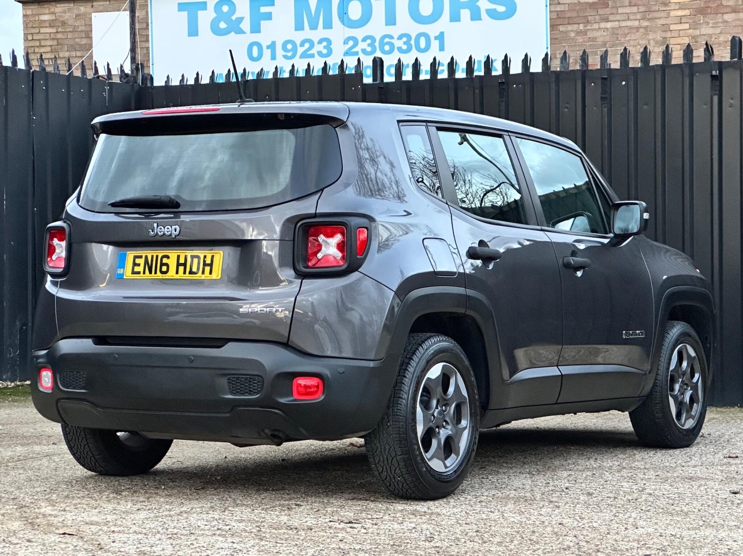 Used Jeep Renegade 2016 for sale - 76522003: Photo 8