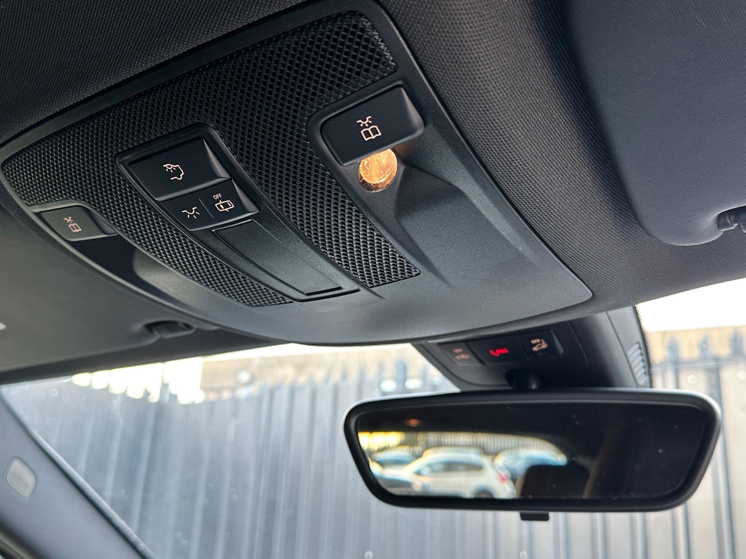 Used Mercedes-Benz GLA 2019 for sale - 76521574: Photo 36