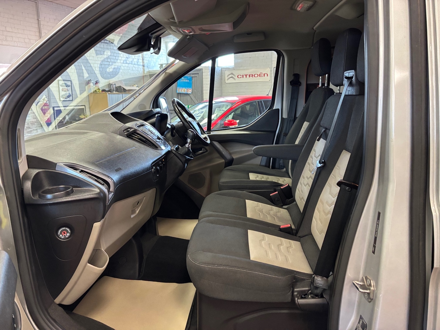 Used Ford Tourneo Custom 2018 for sale - 76382495: Photo 21
