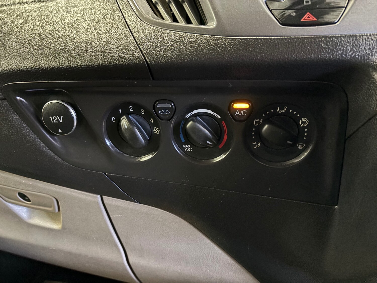 Used Ford Tourneo Custom 2018 for sale - 76382495: Photo 24