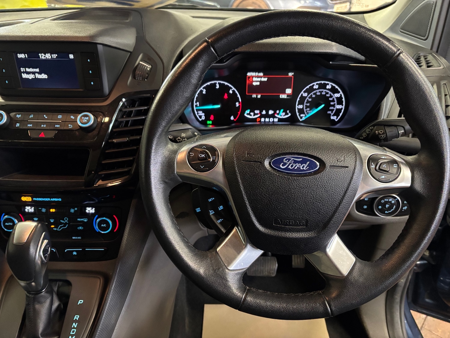 Used Ford Grand Tourneo Connect 2020 for sale - 76319939: Photo 10