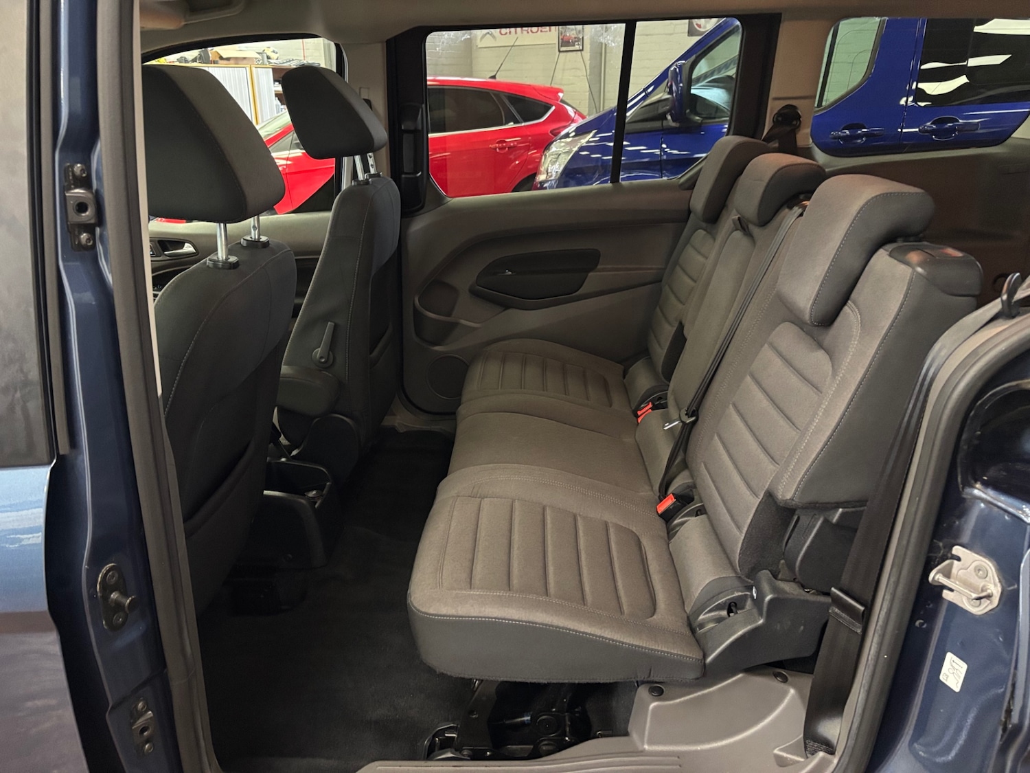 Used Ford Grand Tourneo Connect 2020 for sale - 76319939: Photo 17