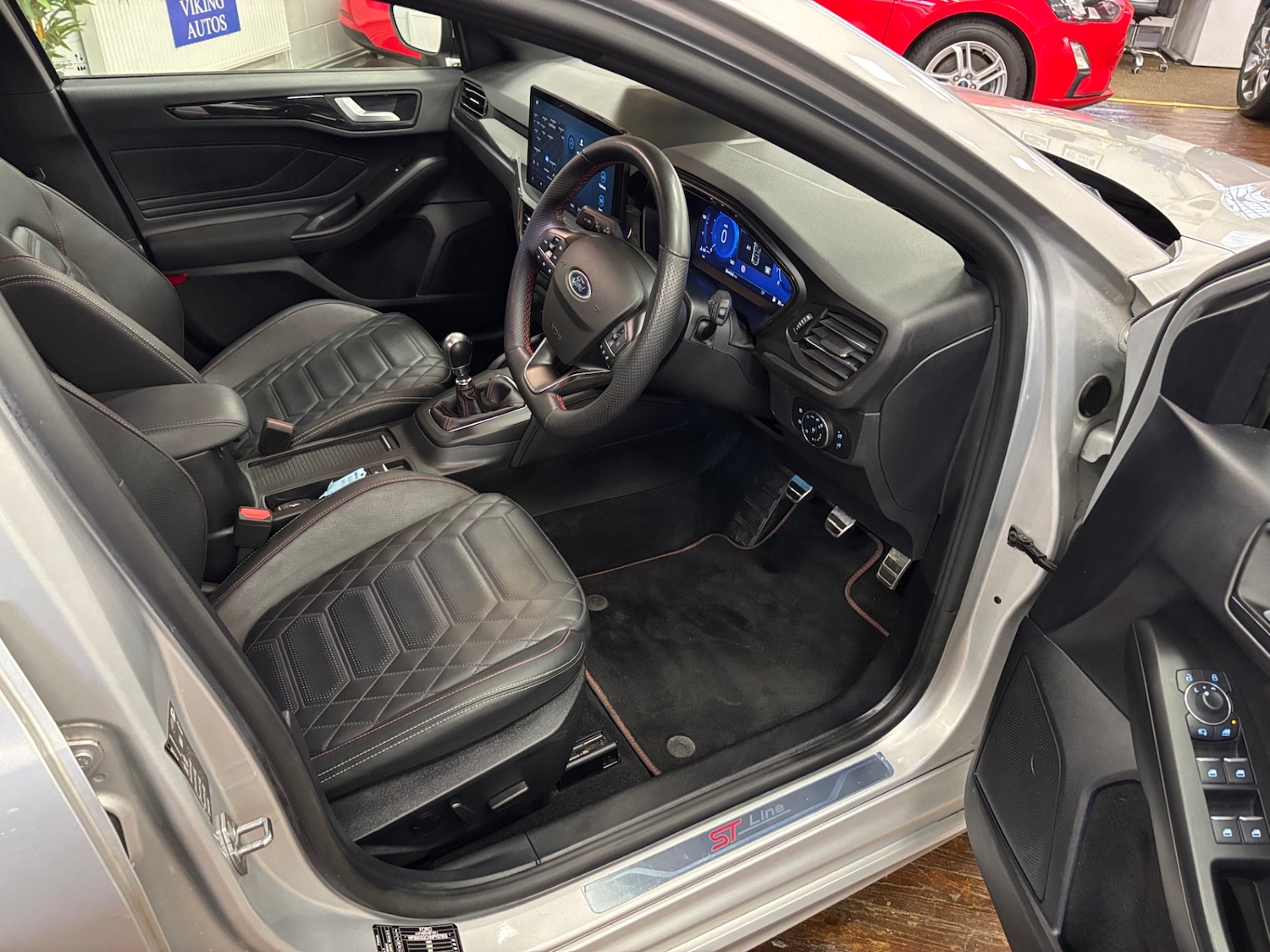 Used Ford Focus 2023 for sale - 76564900: Photo 10