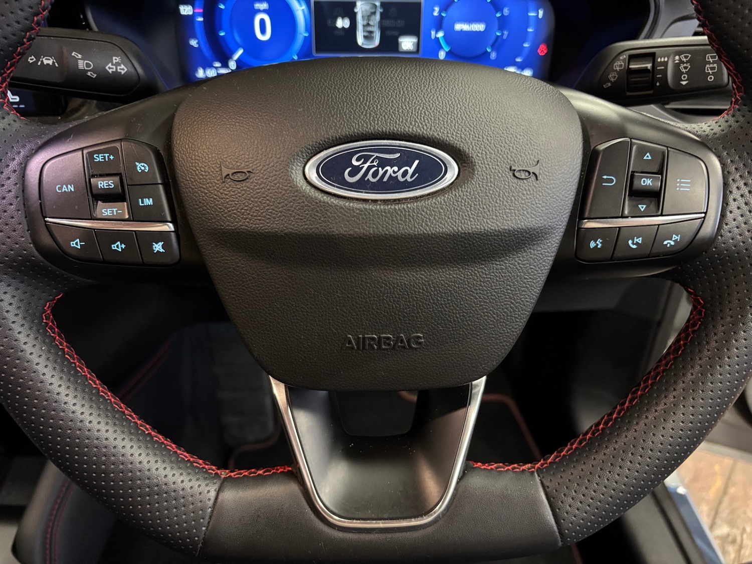 Used Ford Focus 2023 for sale - 76564900: Photo 13