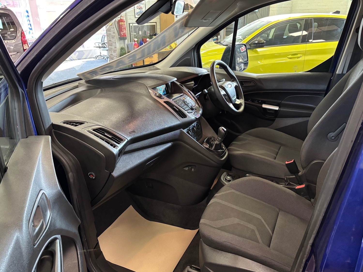 Used Ford Grand Tourneo Connect 2018 for sale - 76116691: Photo 13