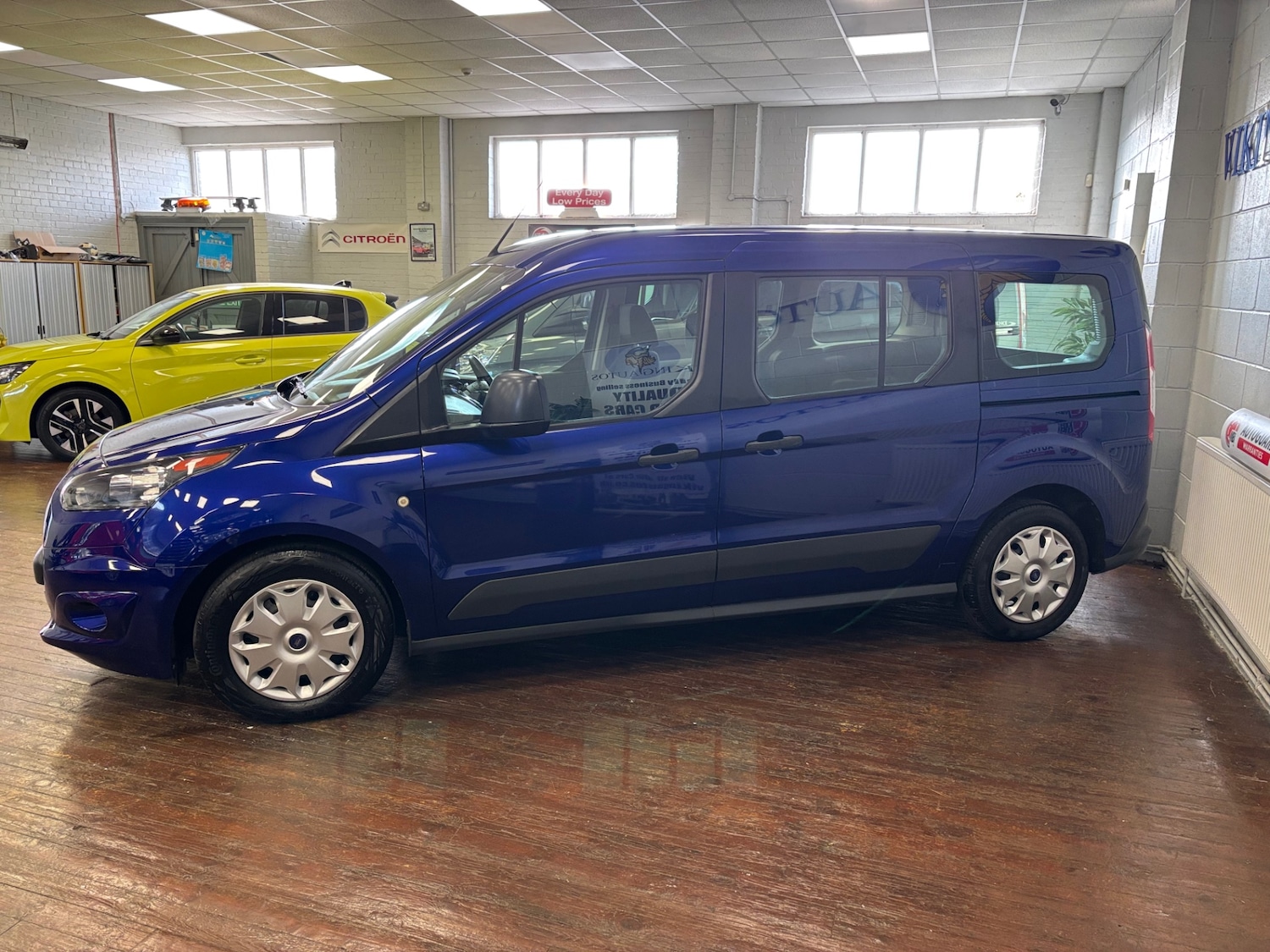 Used Ford Grand Tourneo Connect 2018 for sale - 76116691: Photo 6