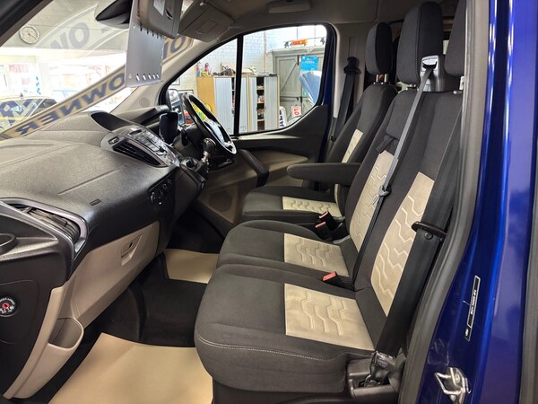 Used Ford Tourneo Custom 2018 for sale - 76287186: Photo 16