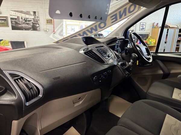 Used Ford Tourneo Custom 2018 for sale - 76287186: Photo 17