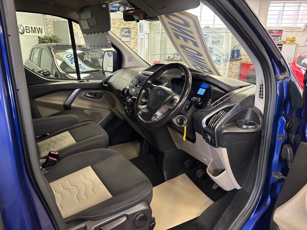 Used Ford Tourneo Custom 2018 for sale - 76287186: Photo 9