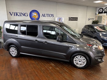 Used Ford Grand Tourneo Connect 2019 for sale - 78769295: Photo