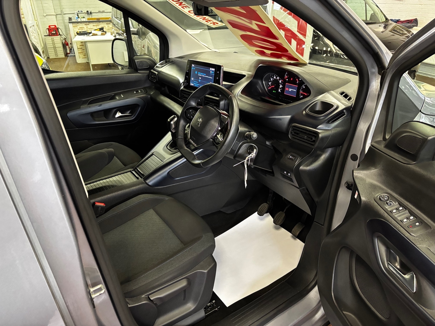 Used Peugeot Rifter 2020 for sale - 78210050: Photo 11